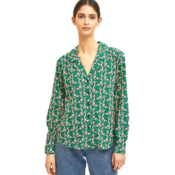 Green Giraffe Print Lapel Collar Shirt, Compania Fantastica, Size Medium - Picture 8 of 9